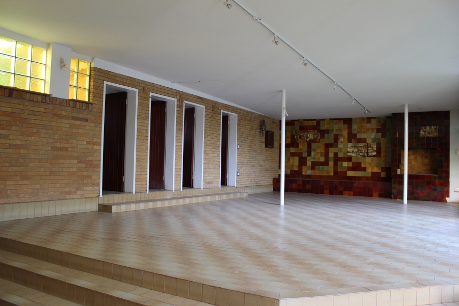 5 Bedroom Property for Sale in Dan Pienaar Free State